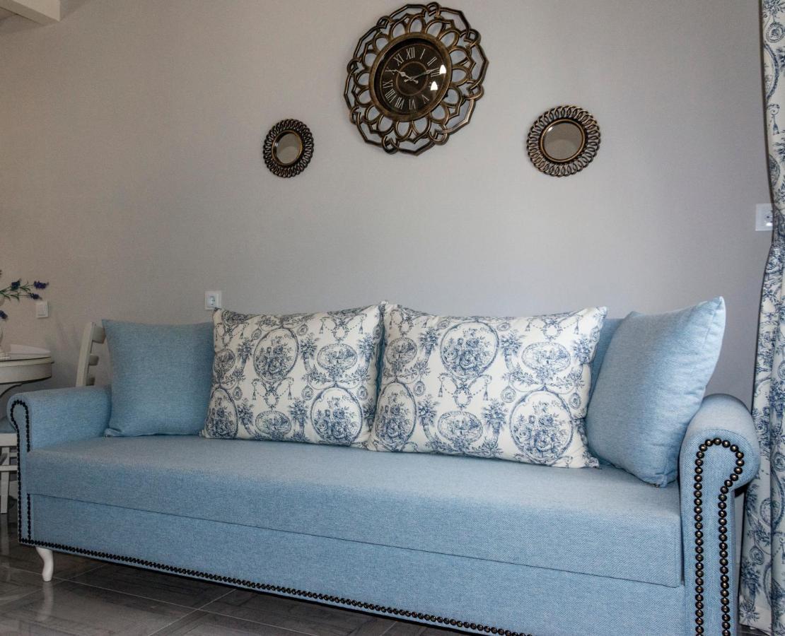 Nafsika Suites (Adults Only) Nea Moudania Exterior foto
